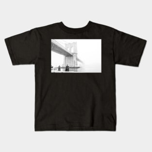 The Brooklyn Bridge in the snow Kids T-Shirt